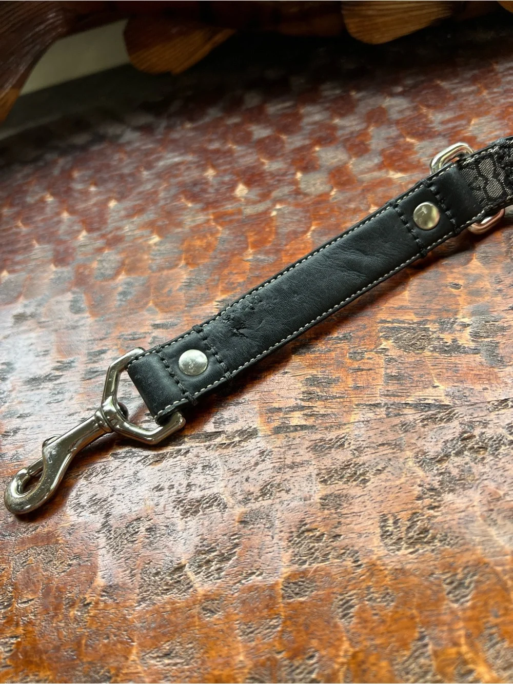 Rare VTG Retired Coach Signature C Leather Dog Leash